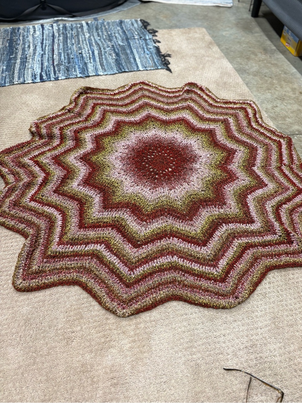 Handcrafted Starburst Crochet Table Cloth Gorgeous
